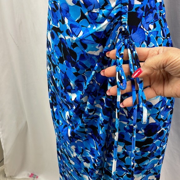 London Style Collection Blue Print Stretchy Faux Wrap Dress, Size 4 - Picture 7 of 13